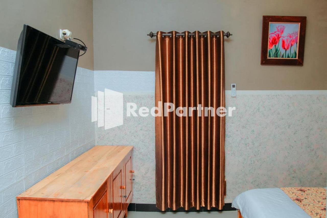 Flamboyan Asri Syariah Mitra Reddoorz Near Kampung Inggris Pare Hotel Eksteriør billede